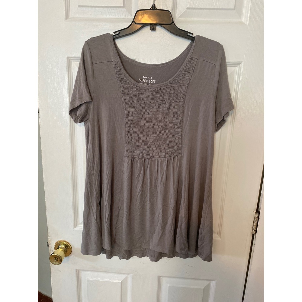 Torrid Super Soft Knits Grey Smocked Babydoll Top Short Sleeve Size 0 L XL